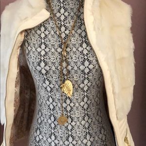 Adjustable closure/ganging necklace-beautiful!